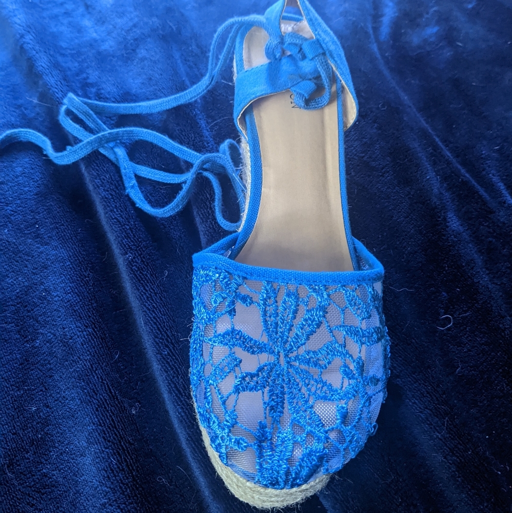 Covington Womens Elsa Espadrille Pump Shoes Blue Beige Lace Up Wedge Heels 10